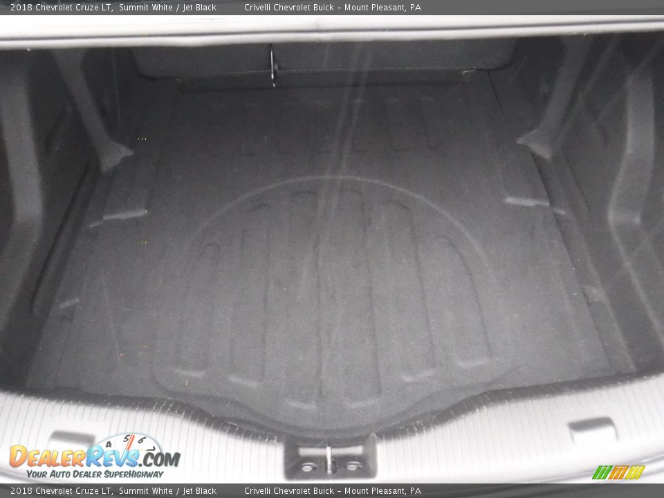 2018 Chevrolet Cruze LT Summit White / Jet Black Photo #30