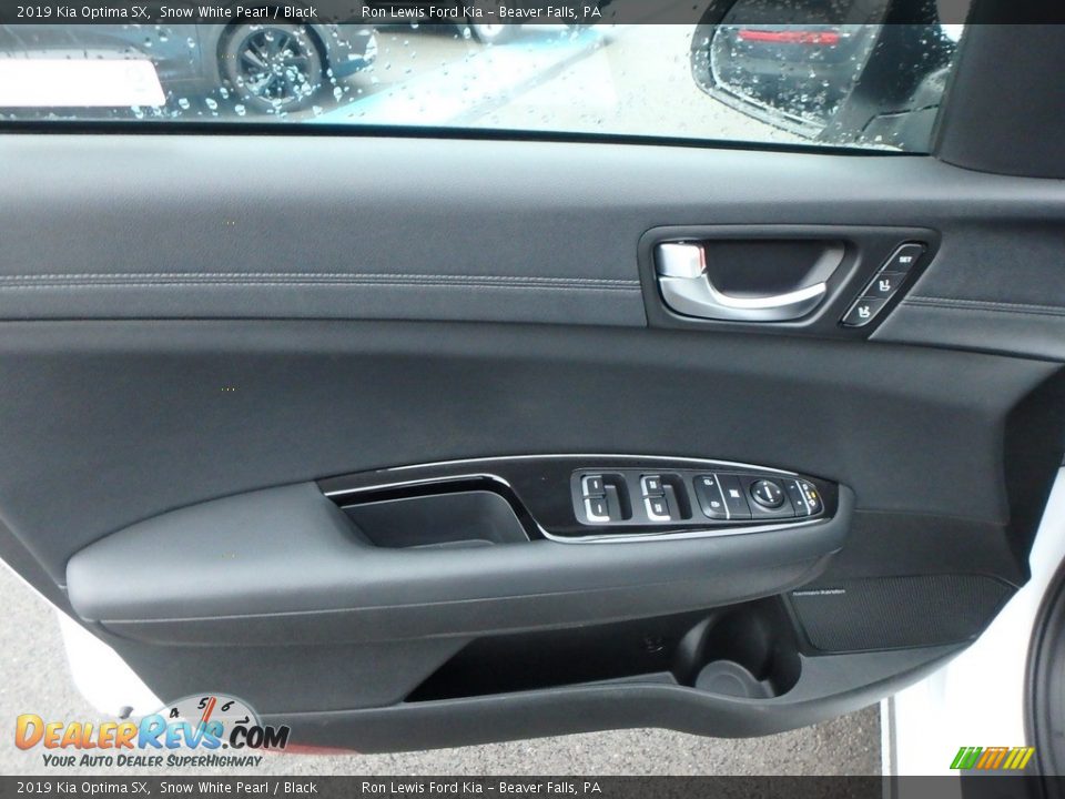 Door Panel of 2019 Kia Optima SX Photo #13