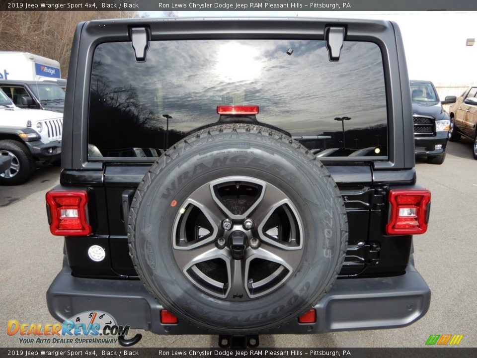 2019 Jeep Wrangler Sport 4x4 Black / Black Photo #4