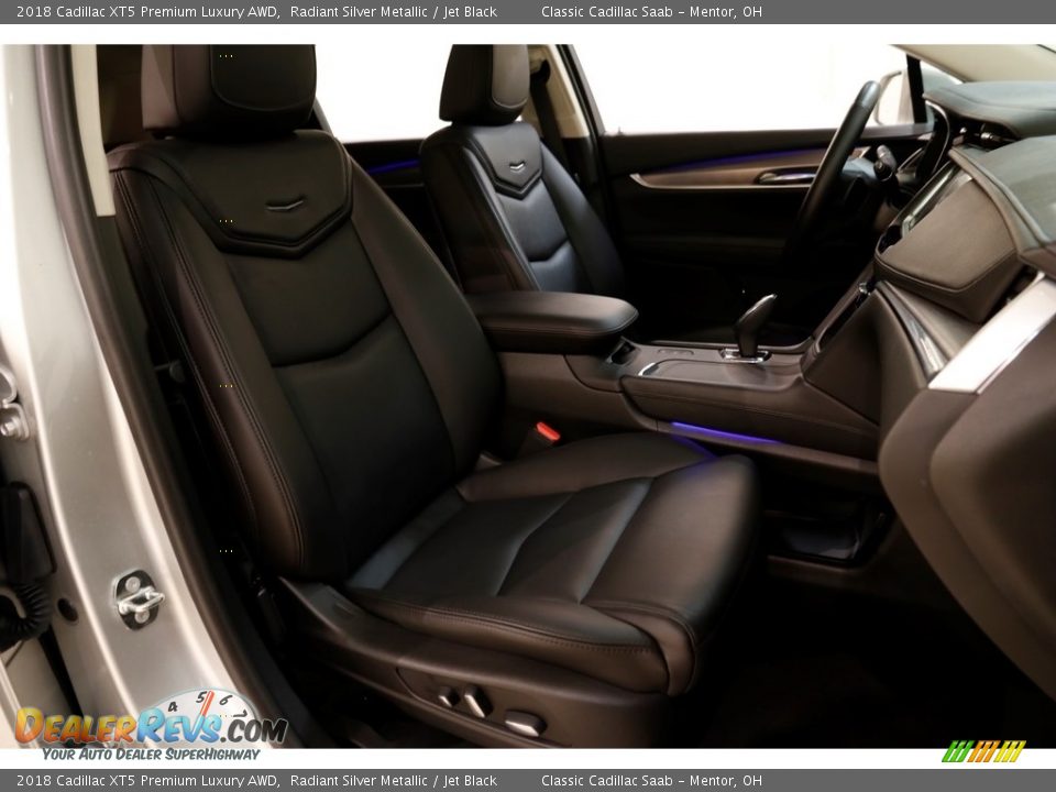 2018 Cadillac XT5 Premium Luxury AWD Radiant Silver Metallic / Jet Black Photo #16