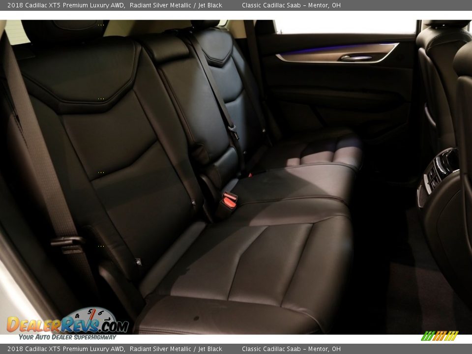 2018 Cadillac XT5 Premium Luxury AWD Radiant Silver Metallic / Jet Black Photo #17