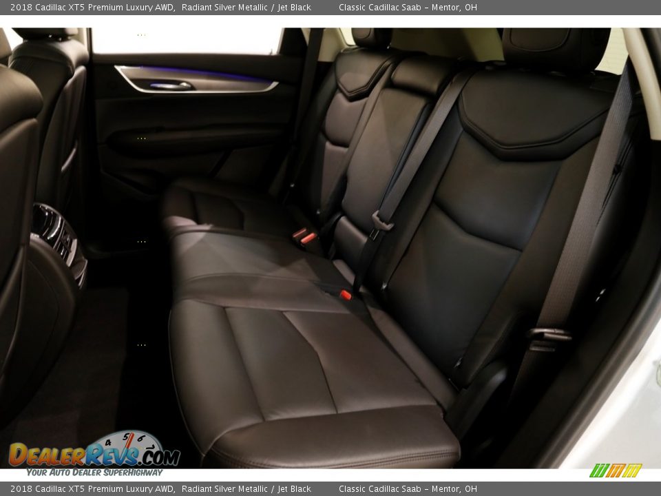 2018 Cadillac XT5 Premium Luxury AWD Radiant Silver Metallic / Jet Black Photo #18