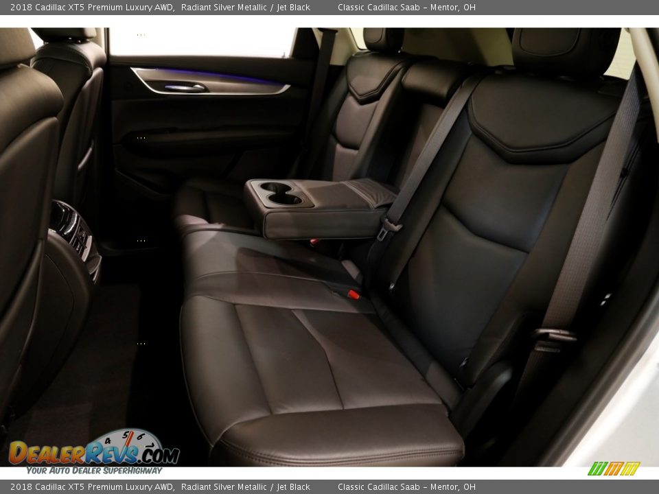 2018 Cadillac XT5 Premium Luxury AWD Radiant Silver Metallic / Jet Black Photo #19