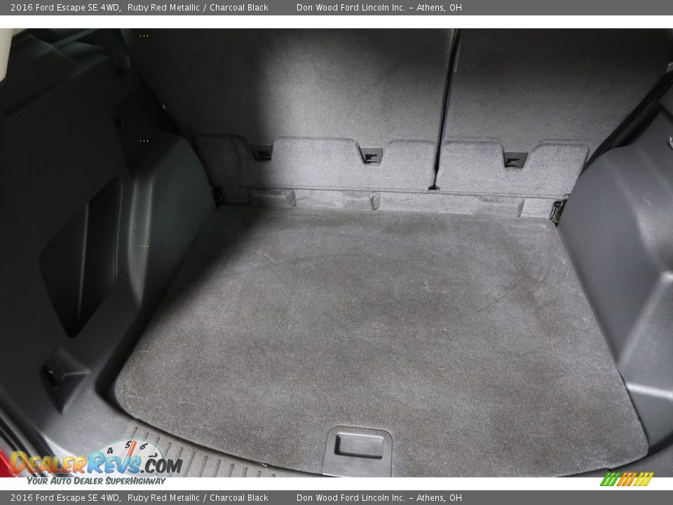 2016 Ford Escape SE 4WD Ruby Red Metallic / Charcoal Black Photo #33
