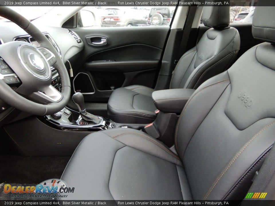 Front Seat of 2019 Jeep Compass Limited 4x4 Photo #11