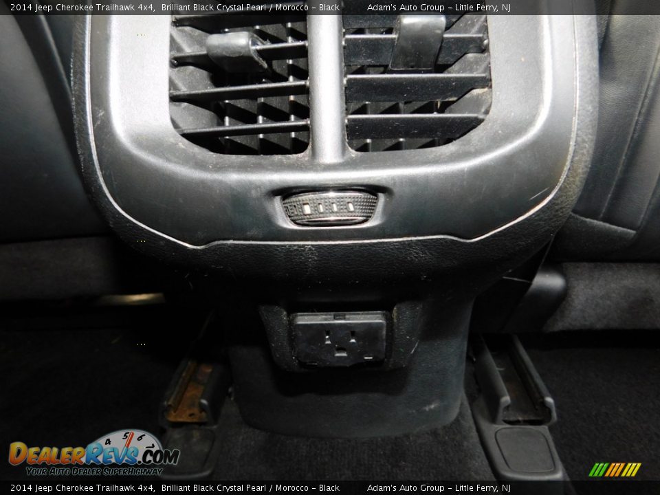 2014 Jeep Cherokee Trailhawk 4x4 Brilliant Black Crystal Pearl / Morocco - Black Photo #26