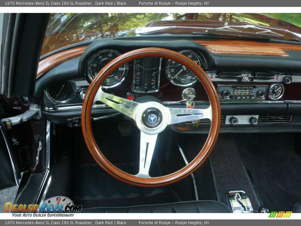 1970 Mercedes-Benz SL Class 280 SL Roadster Dark Red / Black Photo #30