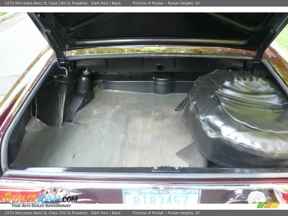 1970 Mercedes-Benz SL Class 280 SL Roadster Dark Red / Black Photo #32