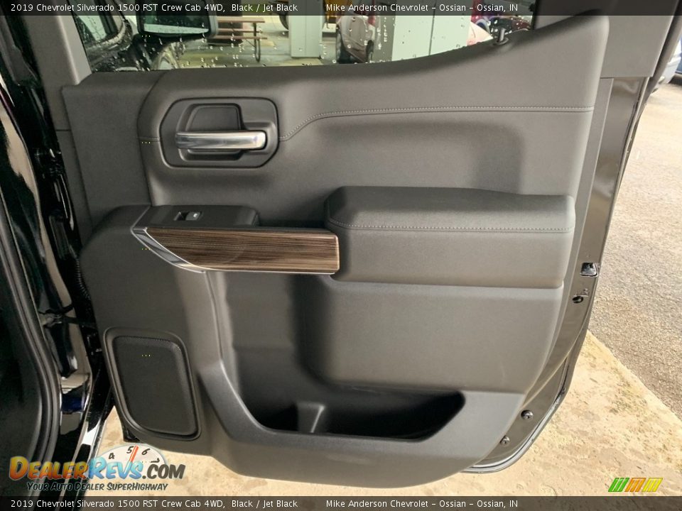 2019 Chevrolet Silverado 1500 RST Crew Cab 4WD Black / Jet Black Photo #25
