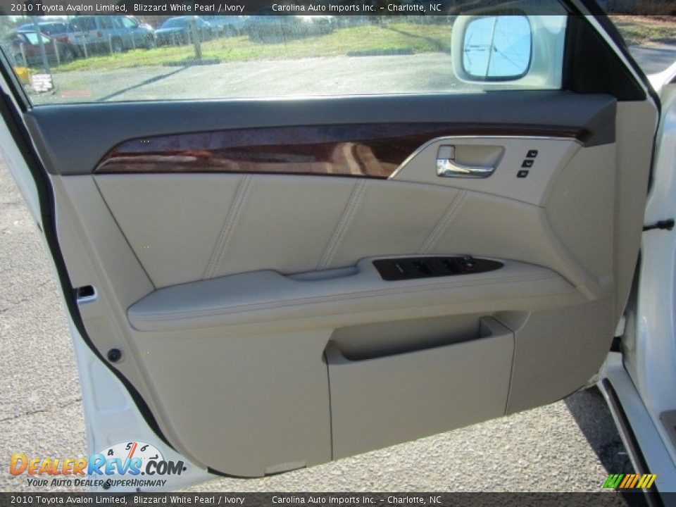 2010 Toyota Avalon Limited Blizzard White Pearl / Ivory Photo #17