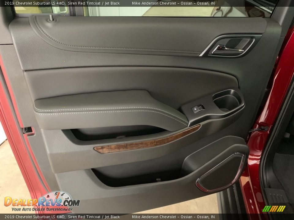 2019 Chevrolet Suburban LS 4WD Siren Red Tintcoat / Jet Black Photo #16