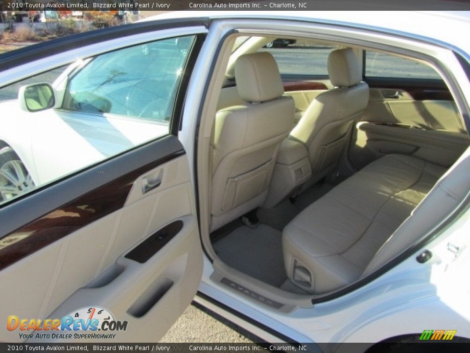 2010 Toyota Avalon Limited Blizzard White Pearl / Ivory Photo #19