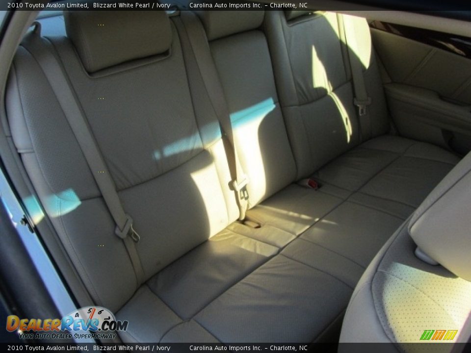 2010 Toyota Avalon Limited Blizzard White Pearl / Ivory Photo #24