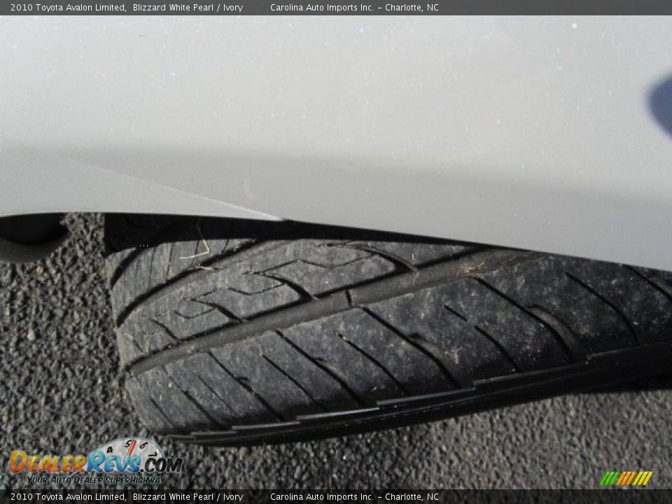 2010 Toyota Avalon Limited Blizzard White Pearl / Ivory Photo #27