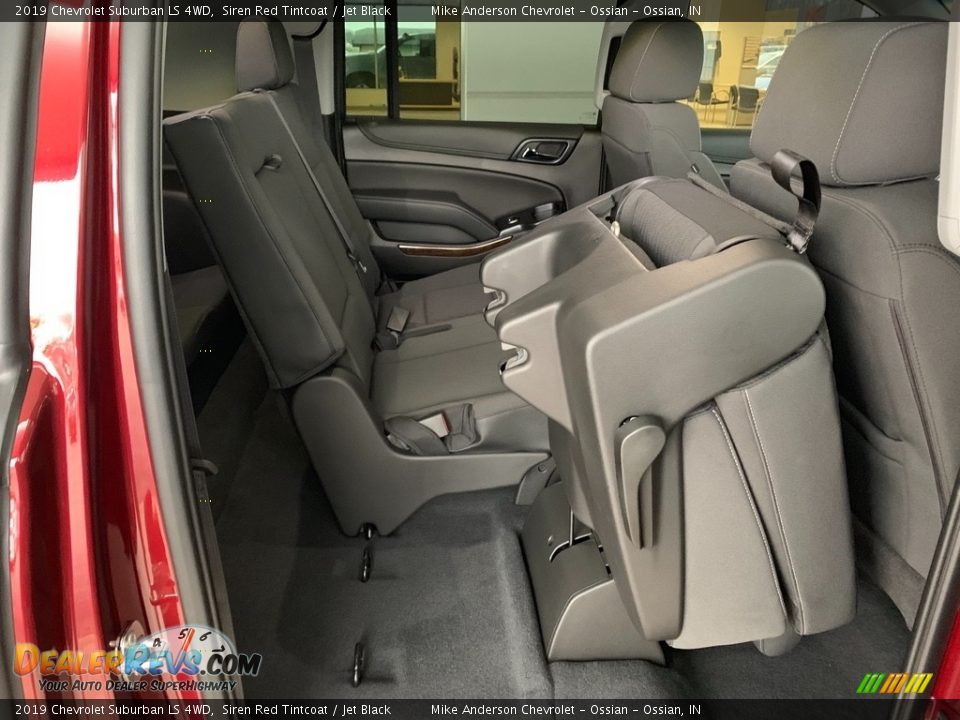 2019 Chevrolet Suburban LS 4WD Siren Red Tintcoat / Jet Black Photo #31