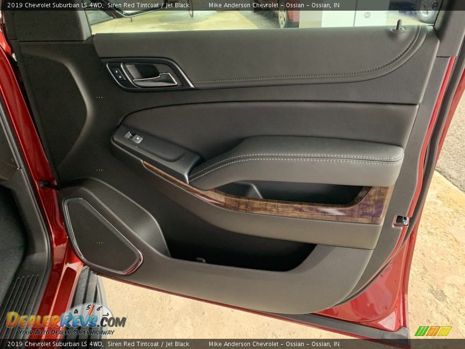 2019 Chevrolet Suburban LS 4WD Siren Red Tintcoat / Jet Black Photo #33