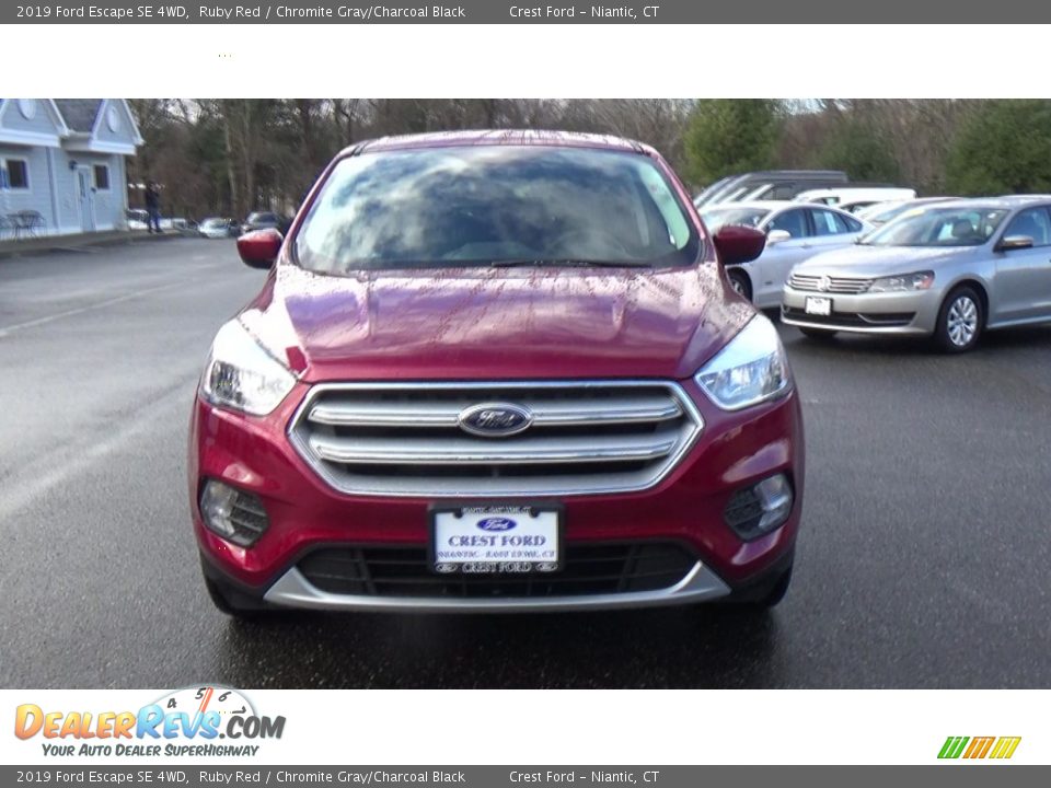2019 Ford Escape SE 4WD Ruby Red / Chromite Gray/Charcoal Black Photo #2