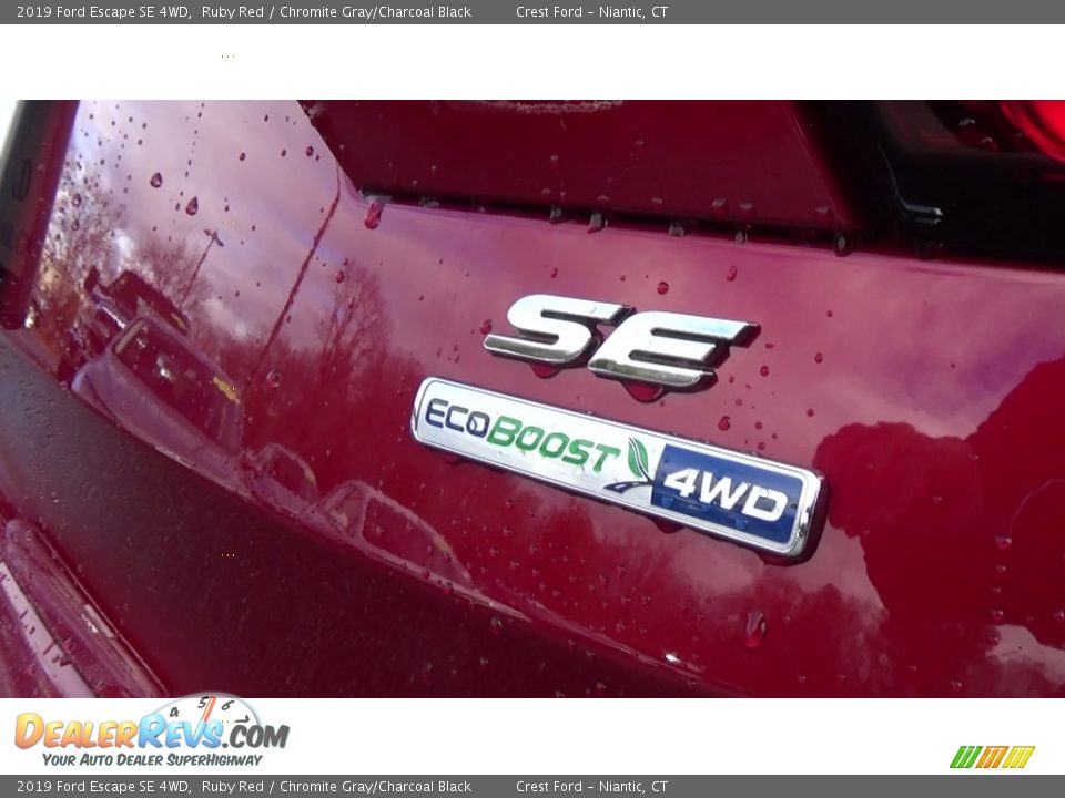 2019 Ford Escape SE 4WD Ruby Red / Chromite Gray/Charcoal Black Photo #9