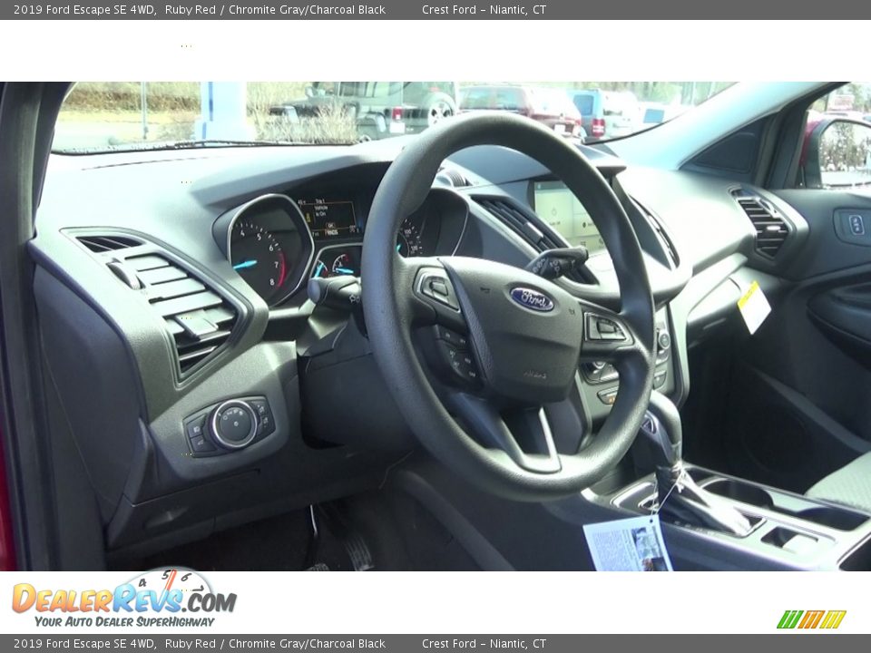 2019 Ford Escape SE 4WD Ruby Red / Chromite Gray/Charcoal Black Photo #11
