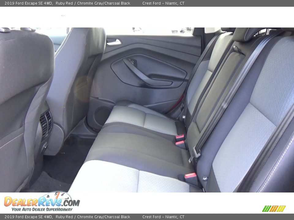2019 Ford Escape SE 4WD Ruby Red / Chromite Gray/Charcoal Black Photo #18