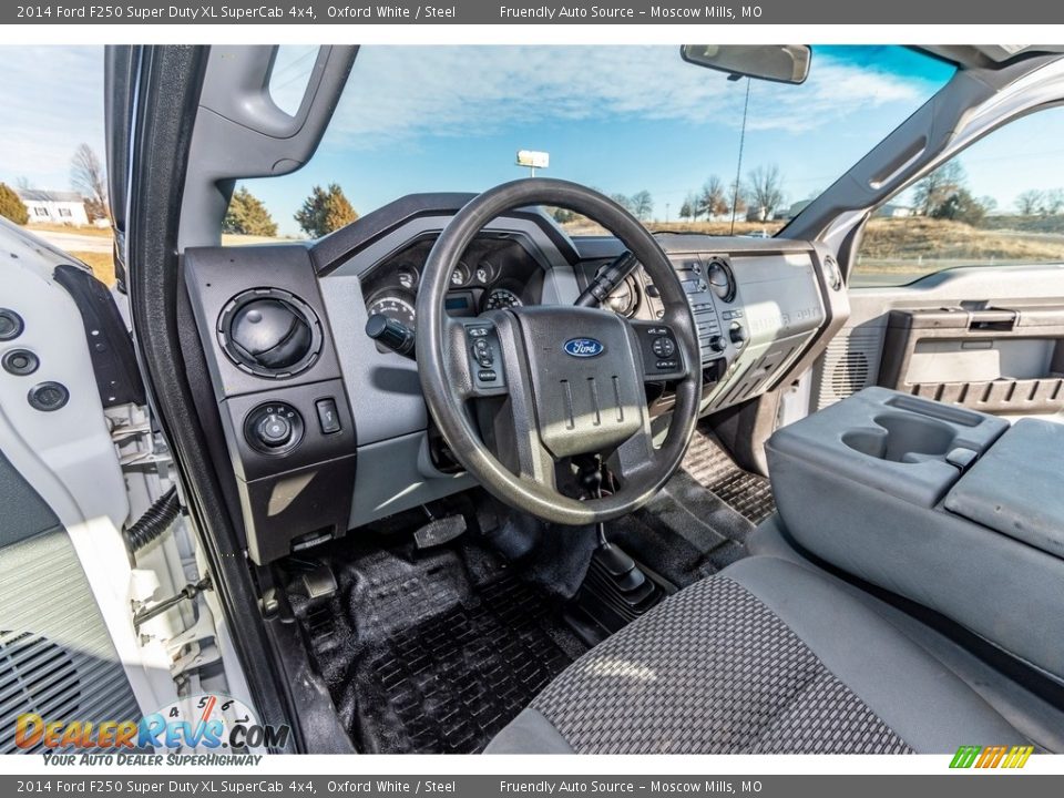 2014 Ford F250 Super Duty XL SuperCab 4x4 Oxford White / Steel Photo #23