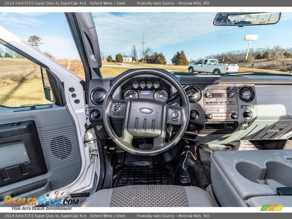 2014 Ford F250 Super Duty XL SuperCab 4x4 Oxford White / Steel Photo #34