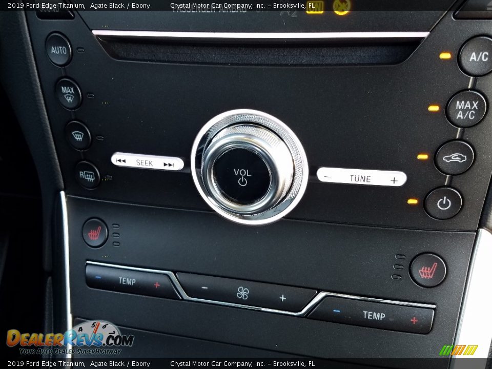 2019 Ford Edge Titanium Agate Black / Ebony Photo #16