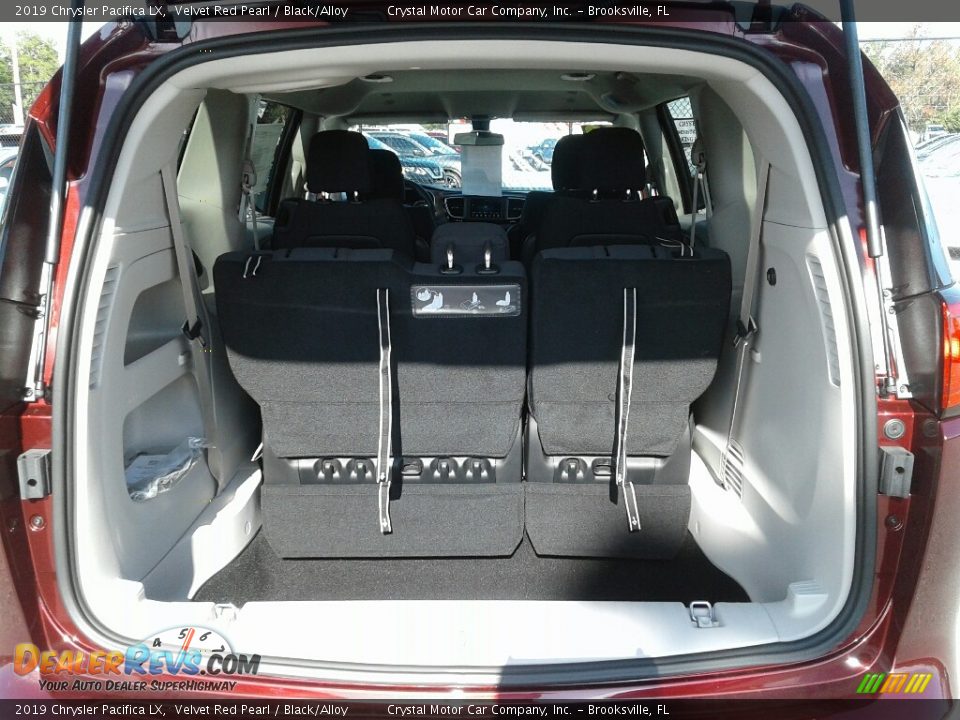 2019 Chrysler Pacifica LX Trunk Photo #19