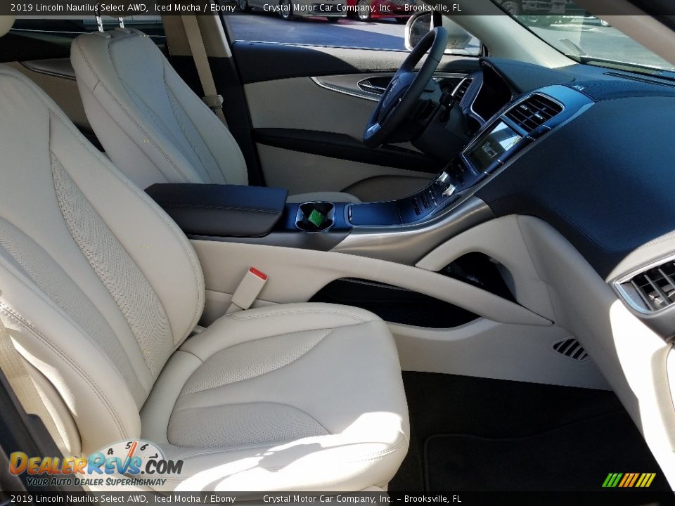 Front Seat of 2019 Lincoln Nautilus Select AWD Photo #12