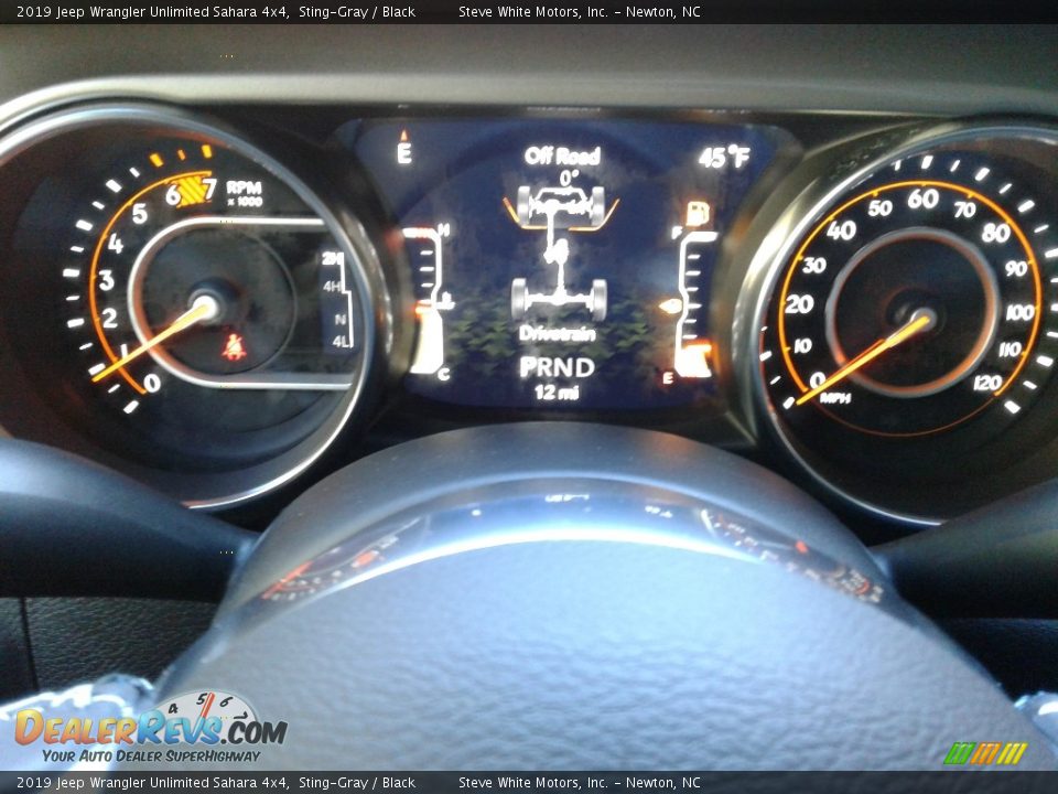 2019 Jeep Wrangler Unlimited Sahara 4x4 Sting-Gray / Black Photo #18