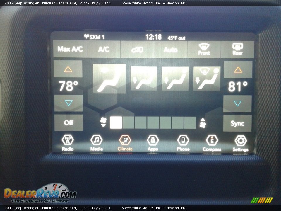 2019 Jeep Wrangler Unlimited Sahara 4x4 Sting-Gray / Black Photo #22