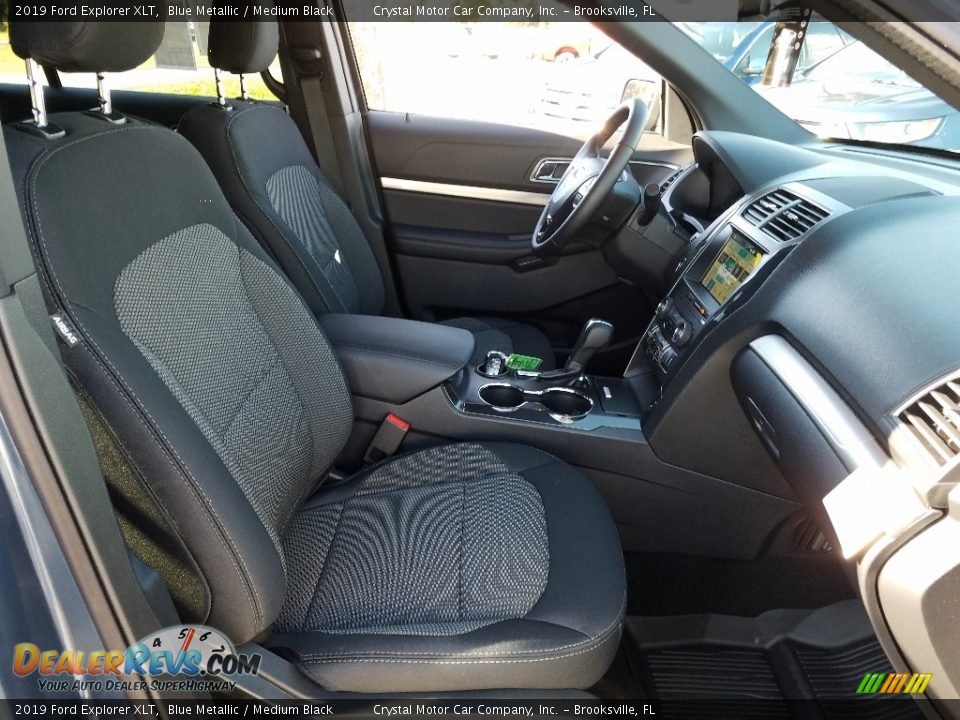 2019 Ford Explorer XLT Blue Metallic / Medium Black Photo #13