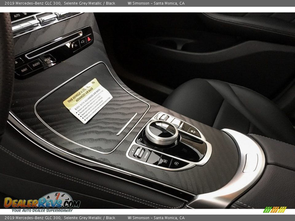 2019 Mercedes-Benz GLC 300 Selenite Grey Metallic / Black Photo #7