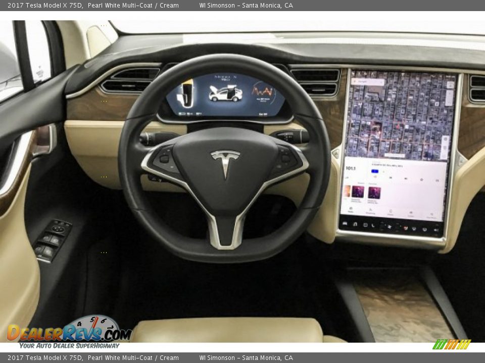 Dashboard of 2017 Tesla Model X 75D Photo #4