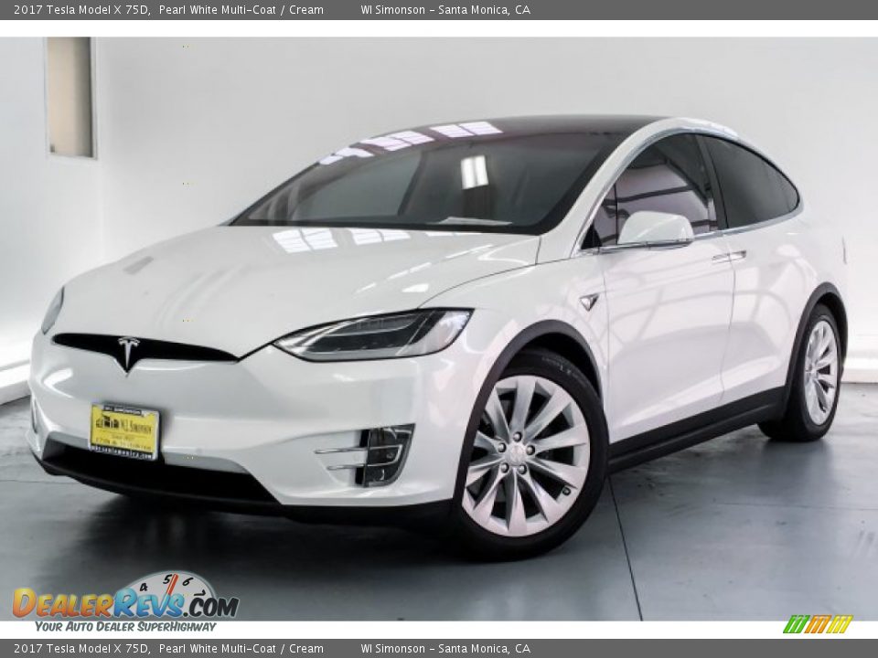 Front 3/4 View of 2017 Tesla Model X 75D Photo #12