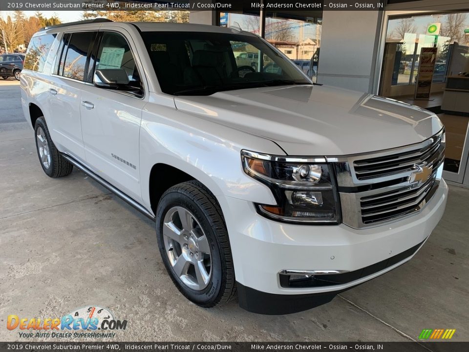 2019 Chevrolet Suburban Premier 4WD Iridescent Pearl Tricoat / Cocoa/Dune Photo #1