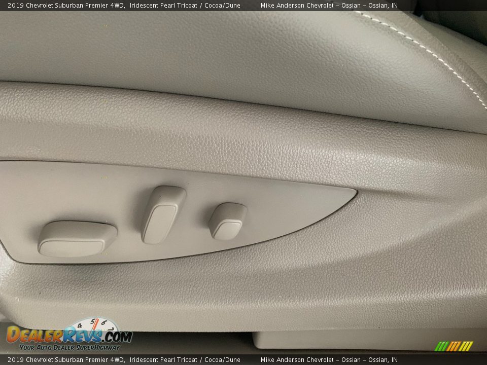 2019 Chevrolet Suburban Premier 4WD Iridescent Pearl Tricoat / Cocoa/Dune Photo #8