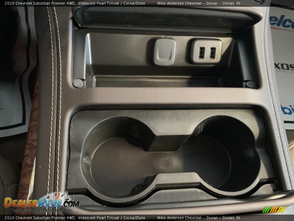 2019 Chevrolet Suburban Premier 4WD Iridescent Pearl Tricoat / Cocoa/Dune Photo #15