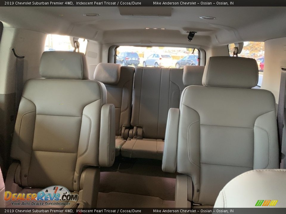 2019 Chevrolet Suburban Premier 4WD Iridescent Pearl Tricoat / Cocoa/Dune Photo #18