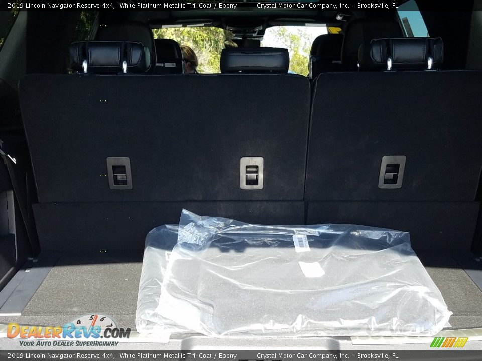 2019 Lincoln Navigator Reserve 4x4 White Platinum Metallic Tri-Coat / Ebony Photo #21