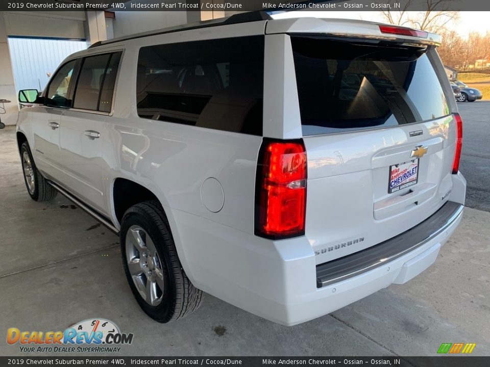 2019 Chevrolet Suburban Premier 4WD Iridescent Pearl Tricoat / Cocoa/Dune Photo #28