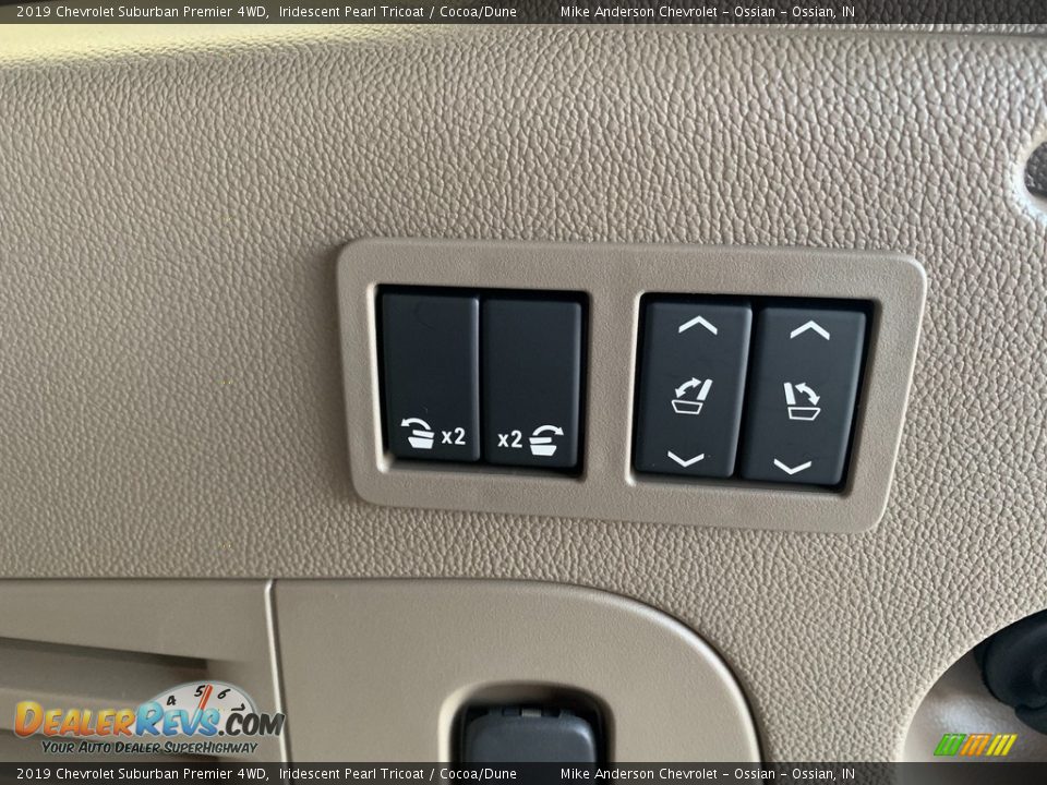 2019 Chevrolet Suburban Premier 4WD Iridescent Pearl Tricoat / Cocoa/Dune Photo #34