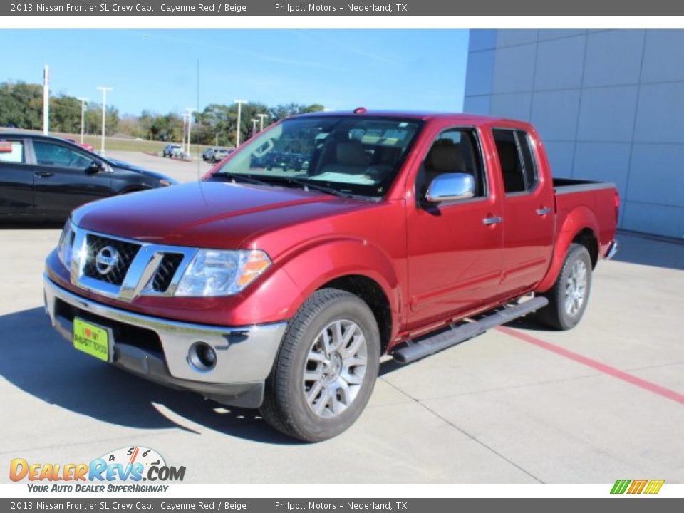 2013 Nissan Frontier SL Crew Cab Cayenne Red / Beige Photo #4
