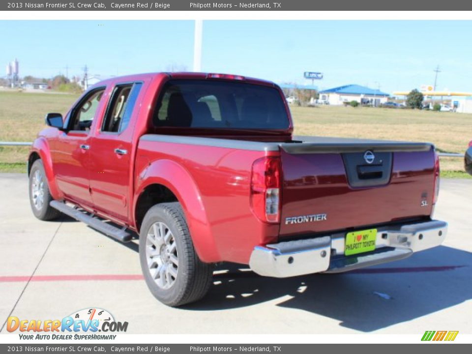 2013 Nissan Frontier SL Crew Cab Cayenne Red / Beige Photo #7