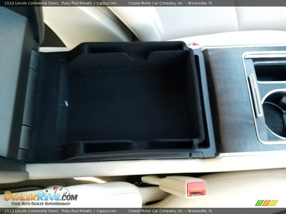 2019 Lincoln Continental Select Ruby Red Metallic / Cappuccino Photo #18