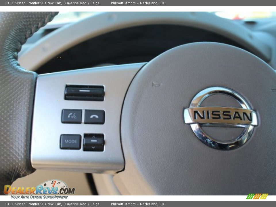 2013 Nissan Frontier SL Crew Cab Cayenne Red / Beige Photo #14