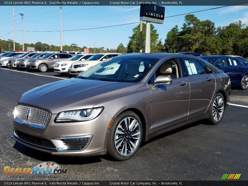 Front 3/4 View of 2019 Lincoln MKZ Reserve II Photo #1
