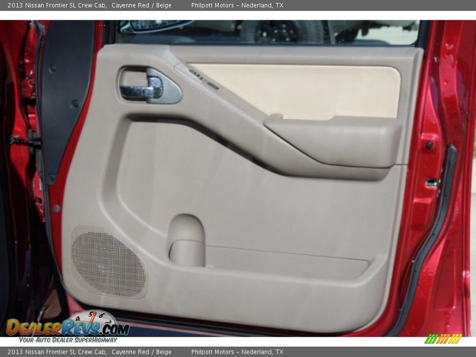 2013 Nissan Frontier SL Crew Cab Cayenne Red / Beige Photo #23
