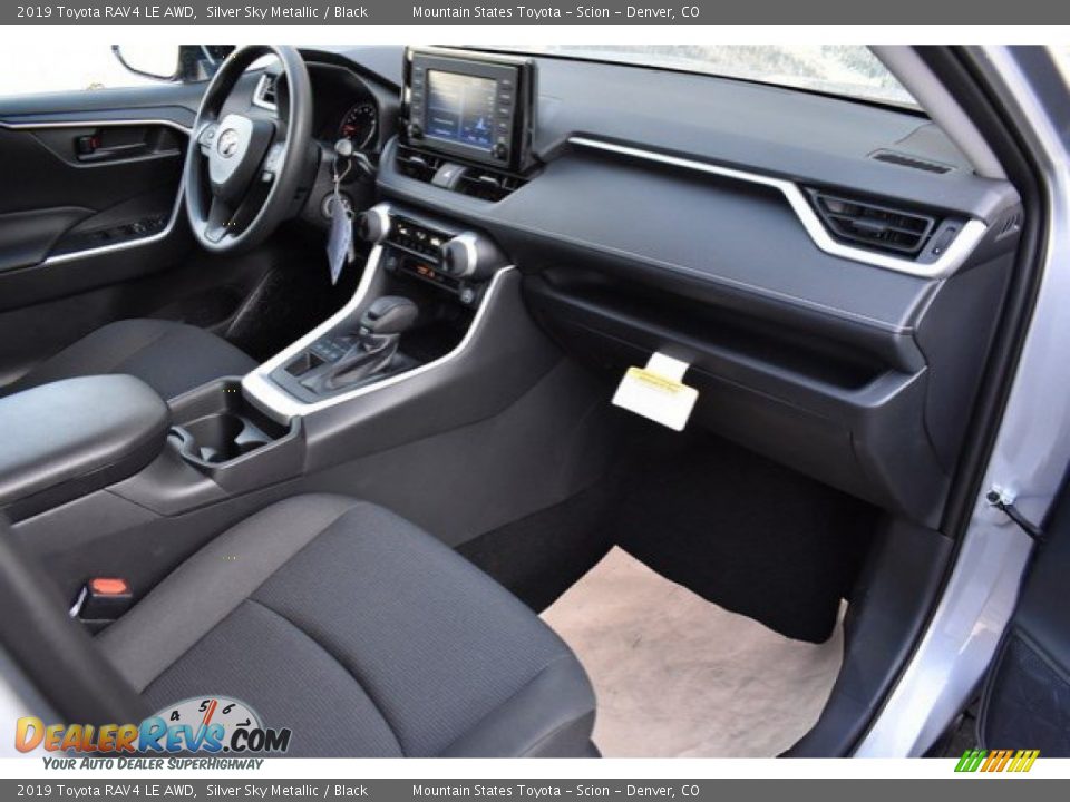 2019 Toyota RAV4 LE AWD Silver Sky Metallic / Black Photo #10