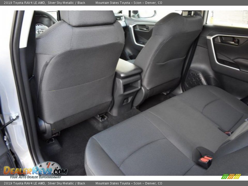 2019 Toyota RAV4 LE AWD Silver Sky Metallic / Black Photo #13